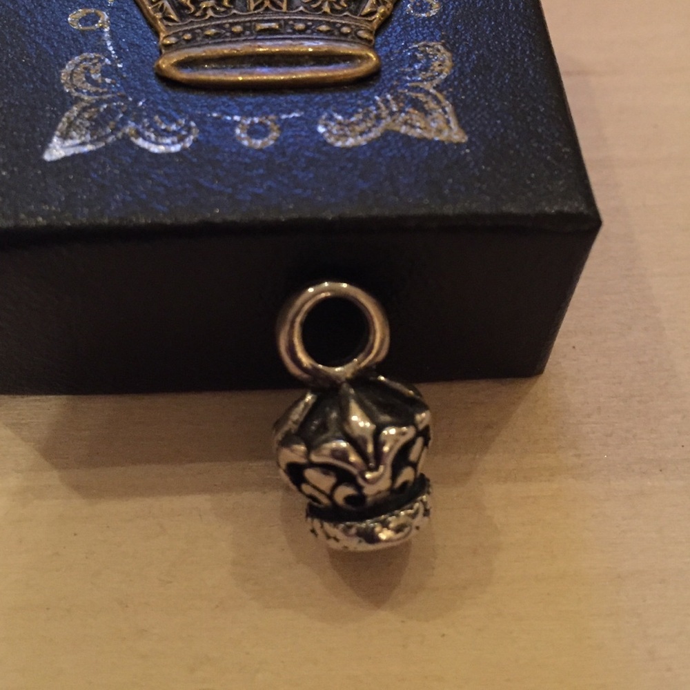 Pure Sanctuary Sterling silver Fleur de Lis Crown